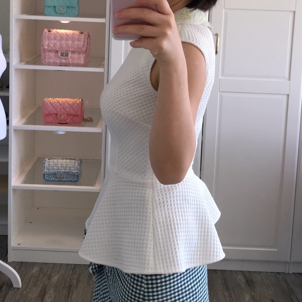 Beautiful and cute Karen Millen Peplum Top! - Picture 2 of 10